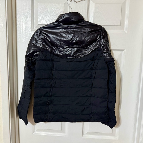 Women’s Lululemon Navigation Stretch Down Jacket - Picture 7 of 13